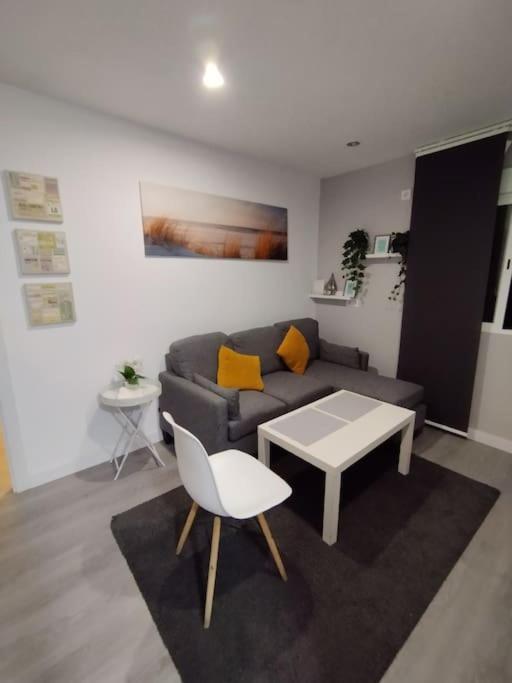 Apartamento Acogedor. Gelves Ngoại thất bức ảnh